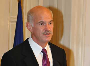 Διαδοχικές συναντήσεις με υπουργούς έχει ο Γ.Παπανδρέου