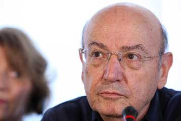 Τον Θ.Αγγελόπουλο τίμησε το Διεθνές Κινηματογραφικό Φεστιβάλ των Τιράνων