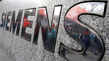 Εξεταστική για τη Siemens προτείνει ο βουλευτής του ΠΑΣΟΚ Σ.Βαλυράκης