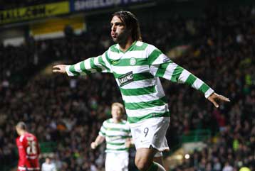 Ο Σαμαράς απέρριψε προτάσεις από ελληνικές ομάδες και προτιμά τη Σέλτικ