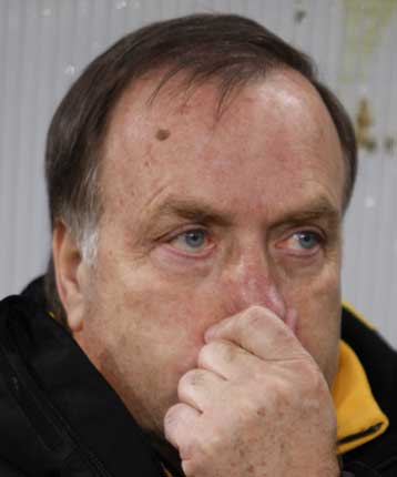 Στον πάγκο της Αλκμααρ ο Αντβοκαατ με ειδική άδεια από την Ομοσπονδία Βελγίου