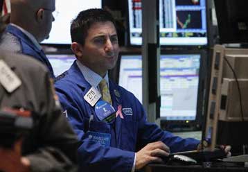 «Απίθανη» μία νέα υποβάθμιση για την Ελλάδα, λέει η Fitch