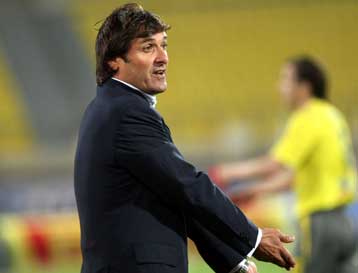 Ο Καραγεωργίου χαμηλώνει τους τόνους και κάνει κάλεσμα στον κόσμο του Εργοτέλη