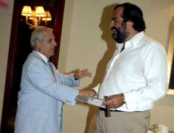 «Τον κάναμε πρόεδρο από το πουθενά» είπε ο Παύλος για τον Πατέρα