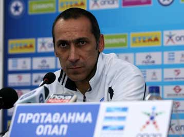 Ο Δώνης ζήτησε από τους παίκτες του να εκμεταλλευτούν την έδρα του Ατρόμητου