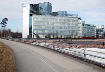 Κλιμακώνεται η νομική διαμάχη Apple-Nokia για τo iPhone