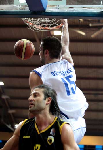 Εύκολα ο Πανελλήνιος 79-70 την ΑΕΚ που αντιστάθηκε για λίγο