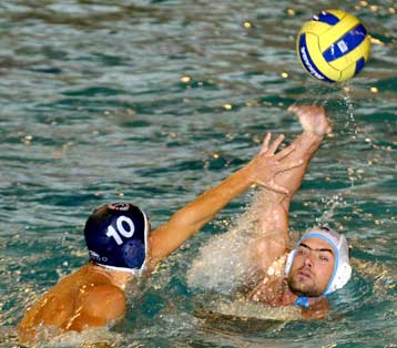 Πήραν τα… εκτός έδρας και παρέμειναν στις θέσεις τους Παναθηναϊκός και ΠΑΟΚ