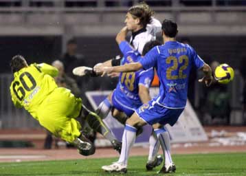 Ατυ-Χ-ος ο ΠΑΟΚ στην Καβάλα, είχε τρία δοκάρια, αλλά όχι και γκολ…