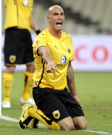 Έξαλλος ο Μαϊστόροβιτς για ακάλυπτη επιταγή της ΠΑΕ ΑΕΚ