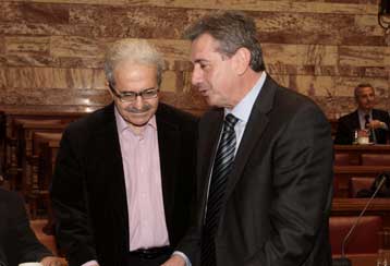 Εθνικό ομόλογο με απαλλαγή από την υποχρέωση «πόθεν έσχες» προτείνει ο Μ.Ανδρουλάκης