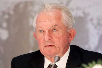 Λάβρα η ΓΣΕΕ κατά του Π.Βουρλούμη για την αγωγή του κατά της ΠΑΣΚΕ-ΟΤΕ