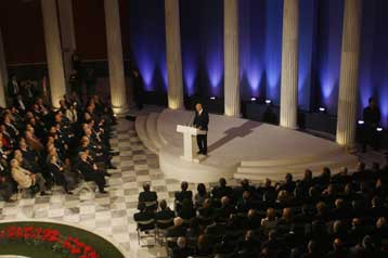 Αποτελεσματικά και σε συγκεκριμένο χρόνο τα οικονομικά μέτρα, δήλωσε ο Γ.Παπανδρέου