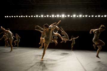 Με γκαλά χορού υποδέχεται το 2010 το Μέγαρο Μουσικής Αθηνών