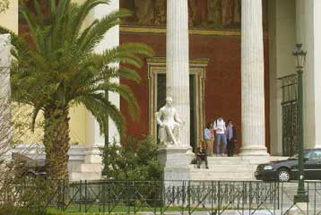 Ο Δημοσθένης Ασημακόπουλος εξελέγη πρύτανης του Πανεπιστημίου Αθηνών