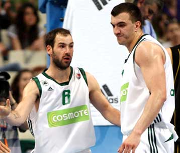 Ευρωπαϊκή υπόκλιση σε Ομπράντοβιτς, Σπανούλη και Πέκοβιτς