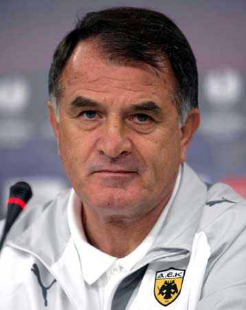 Ο Μπάγεβιτς σκέφτεται τη νίκη και ο Ζέσους την Πόρτο