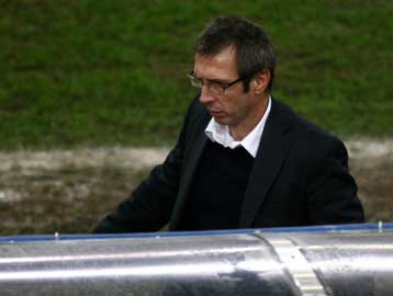 Κάθε ματς είναι τελικός για τον Νιόπλια, ο Πατέρας υπόσχεται «ό,τι χρειάζεται»