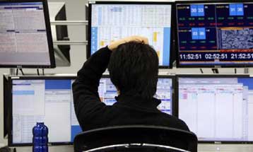 Αγωνία για την οικονομία μετά την υποβάθμιση -και- από την Standard & Poors