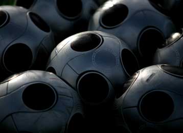 Τα «φώτα» στις ευρωπαϊκές αντιπάλους Μπορντό και Ρόμα