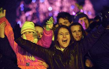 Σερβία, Μαυροβούνιο και ΠΓΔΜ γιορτάζουν την κατάργηση της βίζας