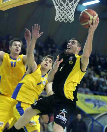 Νίκη «θρίλερ» της ΑΕΚ επί του Αρη, επιτυχίες για ΠΑΟ, Μαρούσι, Πανελλήνιο