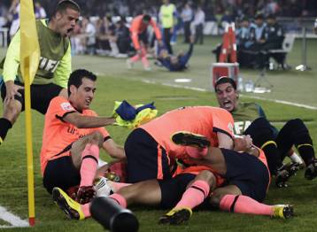 Εορταστικό «6×6» για την «Μπάρτσα» που κατέκτησε και το Παγκόσμιο Κύπελλο Συλλόγων