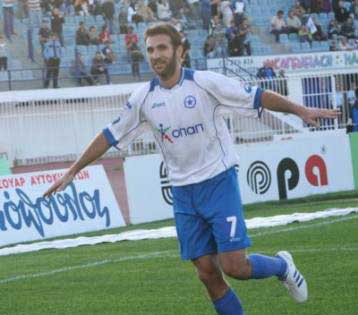 Ο Αναστασάκος με χατ-τρικ «ξελάσπωσε» τον Ατρόμητο στην Κομοτηνή