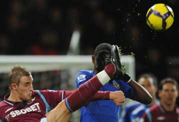 Βαθμούς στο «Απτον Παρκ» άφησε η Τσέλσι