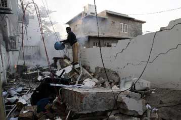 Επίθεση αυτοκτονίας στη Λέσχη Τύπου της πακιστανικής πόλης Πεσαβάρ