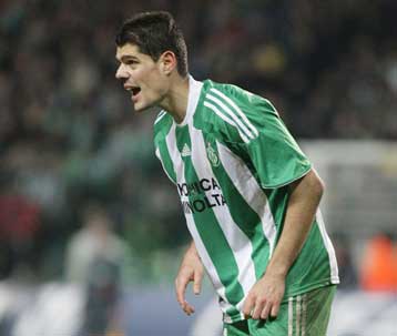 Ο Ταυλαρίδης επιστρέφει στην Αγγλία σύμφωνα με τον ατζέντη του