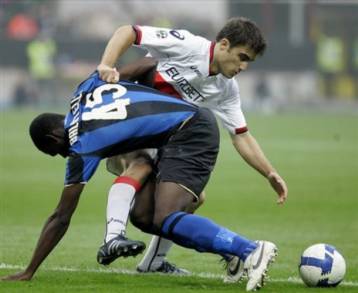 Η Νάπολι «μιλάει» με Τζένοα για τον Παπασταθόπουλο