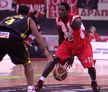 Στην αναμονή οι εξετάσεις του Μπέβερλι λόγω… αργίας