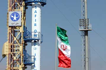 Με νέο δορυφόρο θα γιορτάσει το Ιράν τα 31 χρόνια από την Ισλαμική Επανάσταση