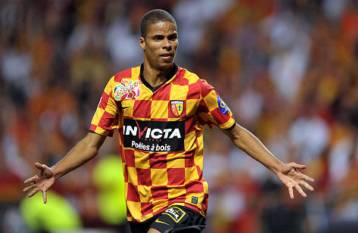 Ενδιαφέρον για τον Πακέ ή μέσο πίεσης για την Μαρσέιγ;