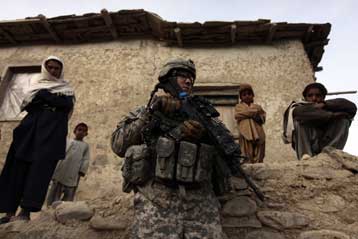 Αεροπορική επιδρομή στο Αφγανιστάν με θύματα αμάχους