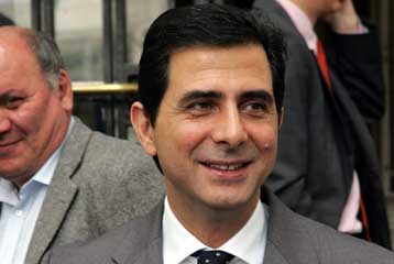 Κλιμάκιο της ΝΔ στην κεντρική αγορά της Θεσσαλονίκης