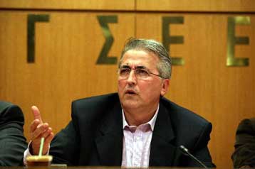 Κατάργηση των διατάξεων για τη συνταξιοδότηση μητέρων ανηλίκων, ζητά η ΓΣΕΕ