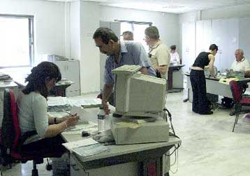 Μισθωτοί και συνταξιούχοι ήταν και το 2007 οι πιο «πλούσιοι» Έλληνες