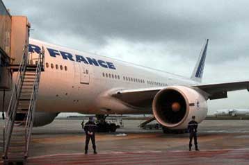 Παρ ολίγον σύγκρουση ισραηλινού και γαλλικού αεροσκάφους πάνω από το Βελιγράδι