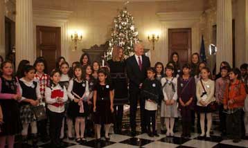 Τα κάλαντα της Πρωτοχρονιάς στην πολιτική ηγεσία της χώρας