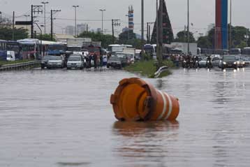 Τουλάχιστον 11 νεκροί από καταρρακτώδεις βροχές και πλημμύρες στη Βραζιλία