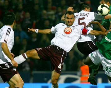 Νταμπίζας και Κυριακίδης τραυματίστηκαν σε φιλικό, η ΑΕΛ κοντά στον Βραζιλιάνο Ζεσούς