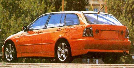 Μοντέλα υψηλών επιδόσεων από τη Lexus