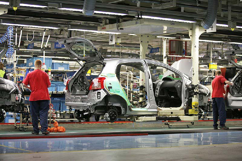 Με 17% αύξηση παραγωγής υποδέχεται το 2010 η Toyota