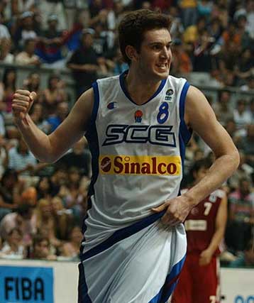 Ο Αρης ανακοίνωσε την απόκτηση του Σέρβου φόργουορντ Λάμποβιτς