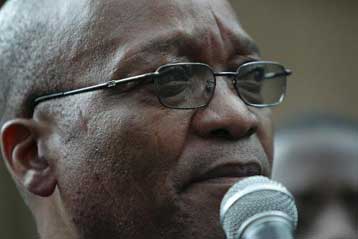 Την τρίτη του σύζυγο παντρεύεται ο πρόεδρος της Νοτίου Αφρικής Τζέικομπ Ζούμα