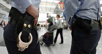 Νέο καθεστώς ελέγχου για τους επιβάτες επτά χωρών σχεδιάζουν οι ΗΠΑ