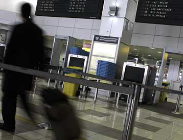 Τέλος στην απαγόρευση εισόδου στις ΗΠΑ για τους φορείς του ιού HIV