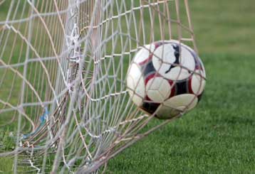 Νίκες για Αρη και Λάρισα, «Χ» στην Καβάλα, την Τετάρτη το ντέρμπι Ολυμπιακός – ΑΕΚ